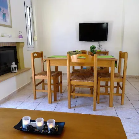 Holiday home Platanias House On The